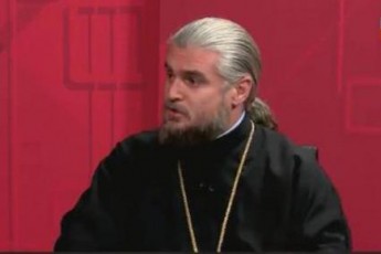 ras-ixsenebs-mama-Salva-erT-erT-sinodze-petrem-patriarqs-uTxra-meufe-dimitri-Seni-Sviliao