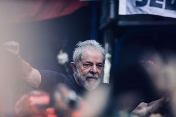 braziliis-eqsprezidenti-lula-da-silva-SesaZloa-patimrobidan-gaTavisufldes