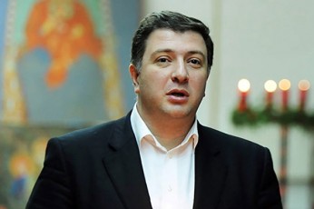 gigi-ugulava-ivaniSvils-sWirdeba-vasaZisnairi-arapopularuli-molaparakeebi
