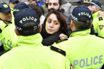 elene-xoStaria-erTxel-gagviyvanes-da-kidev-SevediT-ase-SevuqmniT-jojoxeTs-biZina-ivaniSvils