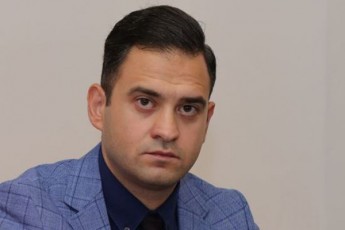 daviT-CixeliZe-samarcxvinoa-yovelive-is-rac-dRes-rusTvelis-gamzirze-xdeba