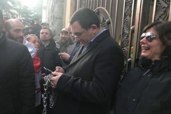 opoziciis-Sexvedra-dasrulda--ras-gegmaven-opoziciuri-partiebi