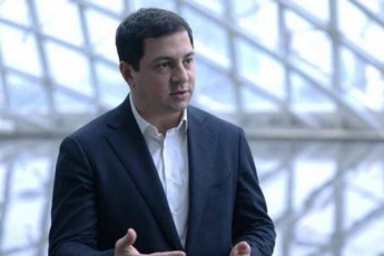 vTxov-Cvens-Tanamoqalaqeebs-daubrundnen-Sekrebis-mSvidobian-formebs-gaagrZelon-protesti-ramdeni-xanic-surT-politikosebi-ki-vagrZelebT-konsultaciebs-da-dialogs