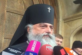 meufe-nikolozi-sinodma-gadawyvita-mama-giorgi-ar-unda-ijdes-cixeSi-darwmunebuli-var-prezidenti-Seiwyalebs