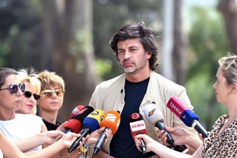 kaxa-kalaZe-yvela-platforma-gamoyenebulia-imisaTvis-rom-rac-SeiZleba-swrafad-moxdes-vaJa-gafrindaSvilis-gaTavisufleba