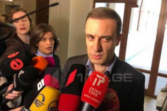 umravlesoba-kidev-erTma-deputatma-datova