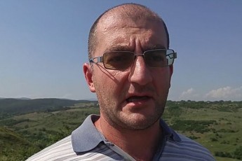 nika-gvaramia-roca-unda-da-sWirdeba-politikurad-Tavgadakluli-zviad-gamsaxurdias-momxreebis-da-patriotebis-ojaxidan-aris