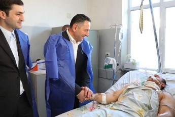 vaxtang-gomelaurididi-madloba-minda-im-moqalaqes-gadavuxado-romelic-mihyva-saavadmyofomde-da-madloba-didi-medpersonals-vinc-gadaarCina-Cveni-patrul-inspeqtori