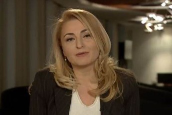 sofia-xorguani-revuluciis-damanonseblebisTvis-or-ambavs-movyvebi-erTmaneTisgan-gansxvavebuls
