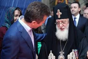 biZina-ivaniSvili-bednieria-Cveni-qveyana-rom-aseTi-sulieri-mama-hyavs