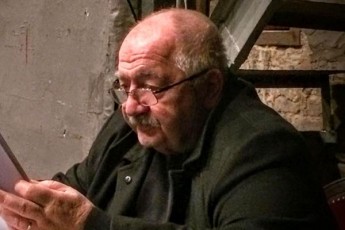 robert-sturua-nu-usmenT-saakas-ver-xedavT-saqarTvelo-rom-ezizReba