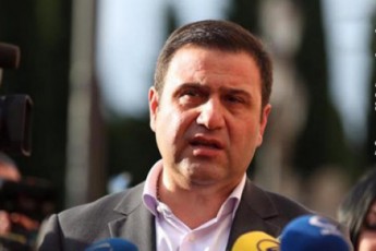 koberiZe-saakaSvilze--im-maoxrebel-gzirs-vinmem-urCios-dadumdes--magis-dros-finaCurad-romaa-nakeTebi-yvelaferi