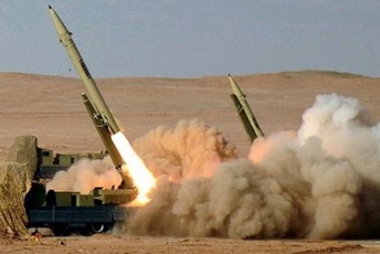 iranma-eraySi-2-amerikuli-samxedro-baza-dabomba