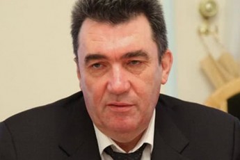 ukrainelebi-boing-737-is-aviakatastrofis-adgilas-rusuli-raketis-narCenebs-eZeben