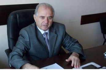 jemal-gamaxaria-vinc-ar-unda-movides-de-faqto-xelisuflebis-saTaveSi-is-aucileblad-rusul-politikas-gaatarebs