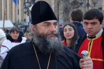 meufe-nikolozi-dekanozis-Sewyalebaze-orjer-mimarTa-sapatriarqom-erTxel-wina-prezidents-meored-am-prezidents-Tu-iqneba-axali-imasac-mivmarTavT