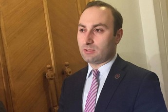 bakurianSi-anri-oxanaSvils-fizikuri-Seuracxyofa-miayenes