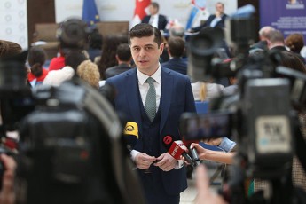 semeki-wyalmomaragebis-seqtorSi-qselze-mierTebis-safasurs-amcirebs
