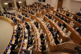 qarTuli-ocnebis-deputatebis-nawilma-ganacxada-rom-nika-melias-Semcvlelis-badri-basiSvilis-winaaRmdegebi-arian