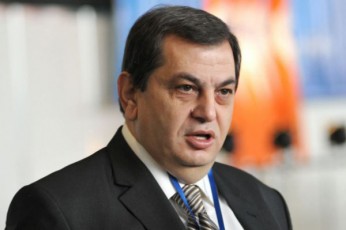 berZeniSvili-gabunias-monologze-marTalia-es-kaci