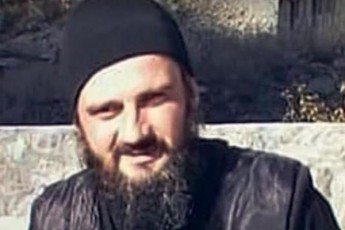 TvalTmaqcoba-eklesiis-saxeliT---mrevlisgan-miRebul-mowyalebas-yinwviseli-morCili-piradi-miznebisTvis-iyenebda