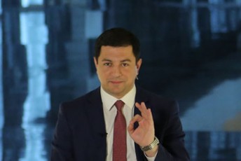 amerikeli-kongresmenebis-werilebze-pasuxis-gasacemad-ocnebam-arCil-TalakvaZe-SearCia