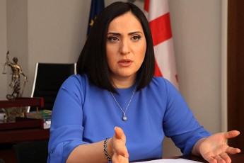 sofo-kilaZe-mesmis-rom-is-aris-Svilmkvdari-mama-magram-Jurnalistebs-araferi-dauSavebiaT-saimisod-rom-aseT-mimarTvas-imsaxurebdnen