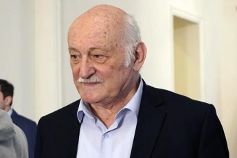 revaz-arvelaZe-bavSvebis-maTxovroba-biznesadaa-gadaqceuli-bavSvi-rom-raRacas-iTxovs-fiqrobT-rom-SimSilobs-da-imitom-iTxovs