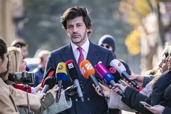kaxa-kalaZe-yvelafers-gavakeTebT-rom-Cveni-wvlili-SevitanoT-axlagoridan-devnili-Tekla-feraZis-gamojanmrTelebaSi