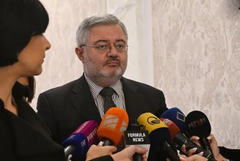 margvelaSvils-da-kvirikaSvils-mkafio-samoqalaqo-pozicia-aqvT-rac-TiTqmis-yovelTvis-TanxvedraSia-lelos-poziciasTan-magram-isini-politikur-nabijs-gadadgamen-Tu-ara-es-maTi-gadasawyvetia