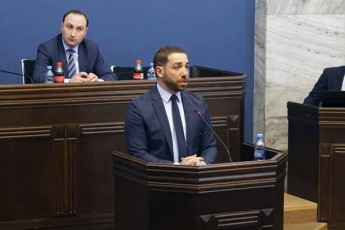 irakli-SoTaZe-generaluri-prokuroris-arCevis-dRevandeli-regulaciis-kritikis-ukan-calsaxad-ikveTeba-politikuri-motivacia