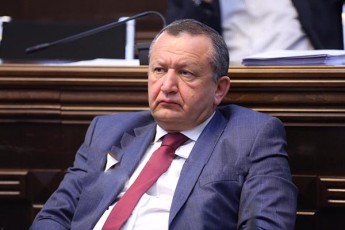 daviT-WiWinaZe-vano-merabiSvilis-pirvelive-gancxadeba-mianiSnebs-rom-misTvis-gareT-gamosvla-adre-iyo-da-Sesabrunebelia