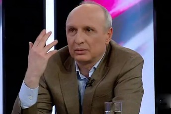 Cven-unda-vyofiliyaviT-ufro-Wkvianebi-ufro-lamazebi-ufro-maRlebi-ufro-niWierebi-da-ufro-ukompromisoebi