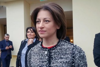 ekaterine-tikaraZe-swavlis-Sewyveta-am-etapze-ar-igegmeba