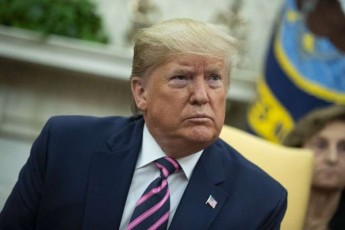 donald-trampi-daibaneT-xelebi-sufTad-iyaviT-aucilebeli-ar-aris-yvela-moajirs-xeli-dastacoT---es-yvelaferi-dasruldeba-mTavaria-ar-dapanikdeT