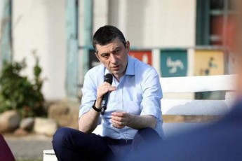 infeqciuri-paTologiebis-centris-direqtori-gaxaria-dagvpirda-piradad-rom-ramdenime-TveSi-gadmogvcemen-Senobas