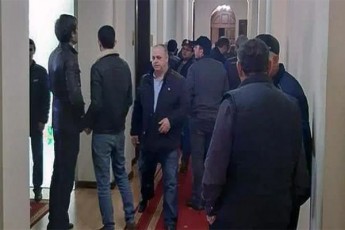 aslan-bJanias-mxardamWerebi-ew-ministrTa-kabinetis-SenobaSi-SeiWrnen