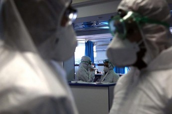 CineTSi-koronavirusiT-inficirebulebis-TiTqmis-70-procenti-ganikurna