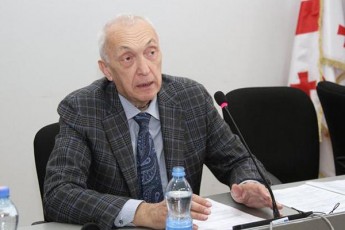 niRbiT-quCaSi-siaruli-absoluturad-arasaWiro-da-araefeqturia---Tengiz-cercvaZe