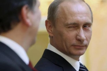 msoflio-media-moskovSi-pnevmoniis-SemTxvevebis-mkveTri-zrda-eWvs-badebs-rom-xelisufleba-koronavirusis-Sesaxeb-realur-suraTs-malavs