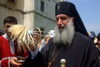 meufe-gerasime-rogor-warmogidgeniaT-patriarqis-msaxureba-marto-an-sasuliero-piris-mrevlis-gareSe