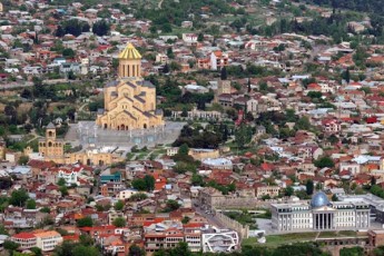 inteliniusi-ratom-aRwevs-saqarTvelo-koronavirusTan-dakavSirebiT-warmatebas-rodesac-mravali-dasavluri-qveyana-marcxdeba