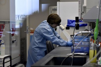 sam-SemTxvevaSi-lugaris-laboratoriam-virusis-genetikuri-xazis-meSveobiT-daadgina-dainficireba-romel-qveyanasTan-iyo-dakavSirebuli