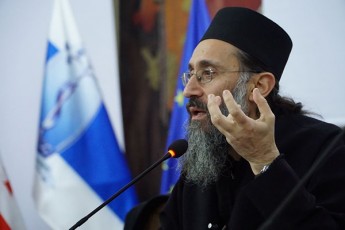 dekanozi-Teodore-gignaZe-koronavirusiT-gardacvlili-adamianis-dakrZalvis-Sesaxeb-rekomendaciebSi-veranair-winaaRmdegobas-ver-vxedav