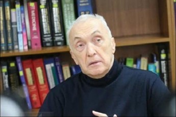 Tengiz-cercvaZe-70-wels-gadacilebuli-var-da-aseT-reJimSi-jer-ar-mimuSavia