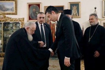karantinis-gamocxadebis-mizezebze-premier-ministrma-kaTolikos-patriarqTan-Sexvedraze-isaubra