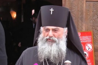 meufe-nikolozi-Cvenc-vswavlobT-TandaTanobiT-am-rTul-viTarebaSi-rogor-movaxerxoT-is-rom-arc-mrwamss-vuRalatoT-da-arc-wesrigi-davarRvioT