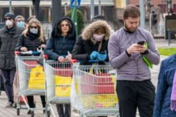 italiaSi-qali-daajarimes-romelic-dRis-ganmavlobaSi-maRaziaSi-11-jer-Sevida