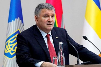 ukrainis-Ss-ministri-karantinis-damrRvev-sasuliero-pirebs-iqonieT-sindisi