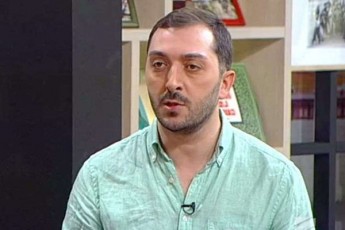 biZina-kulumbegovi-erTaderTi-wamali-romelic-kacobriobas-koronavirusis-winaaRmdeg-aqvs-socialuri-distancirebaa